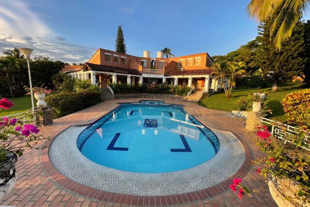 FINCA EN MEDELLIIN